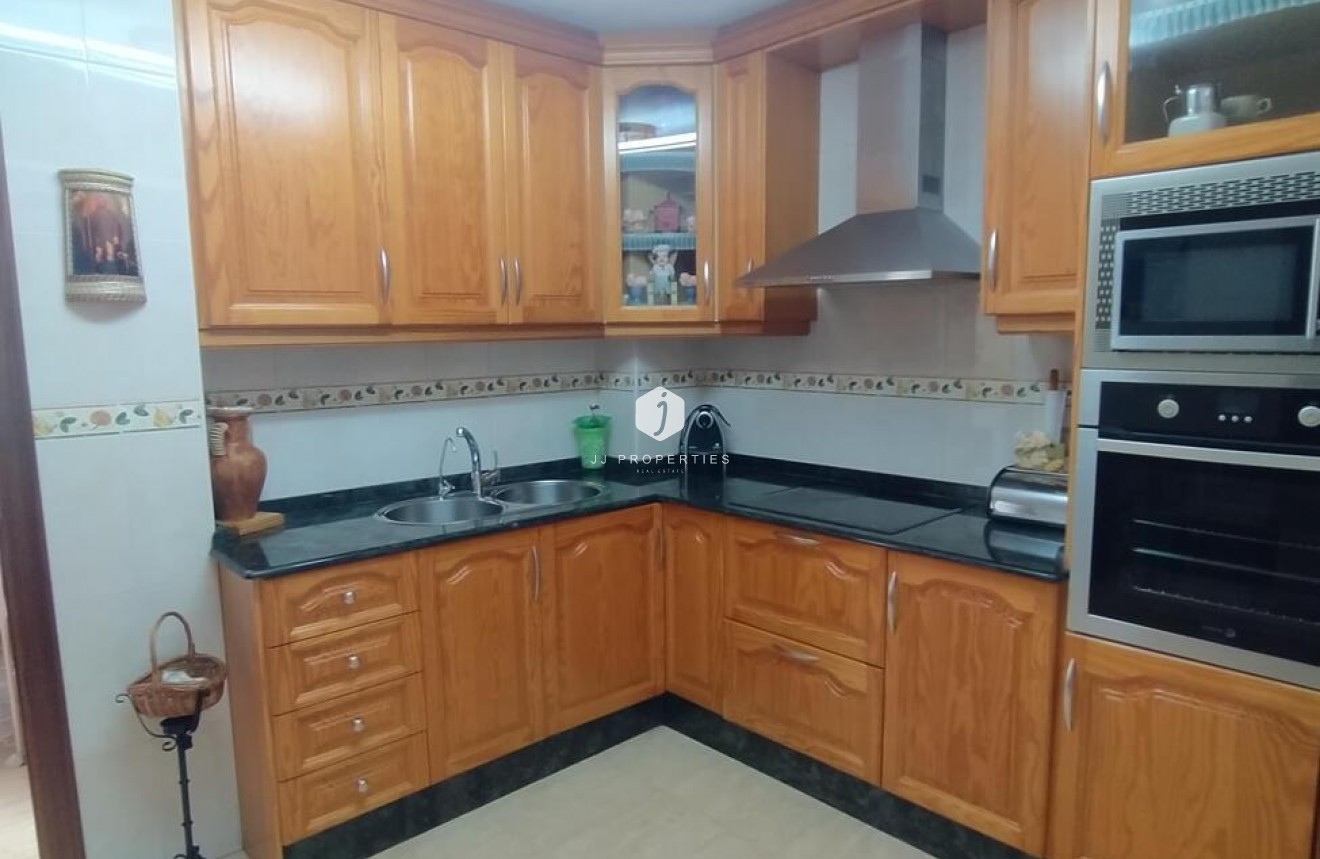 Tweedehands - Appartement / flat -
Torrevieja - Los Locos