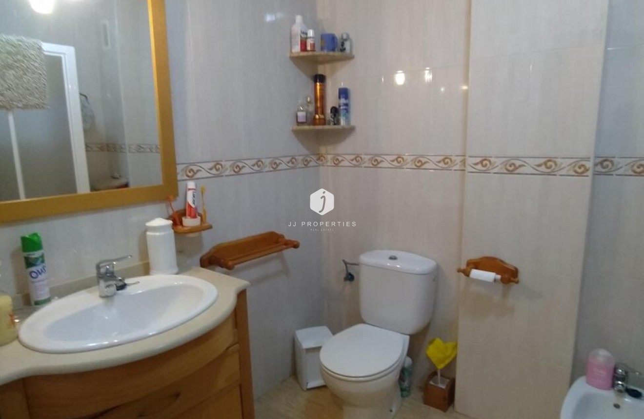 Tweedehands - Appartement / flat -
Torrevieja - Los Locos