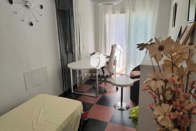 Tweedehands - Villa -
Torrevieja - La siesta