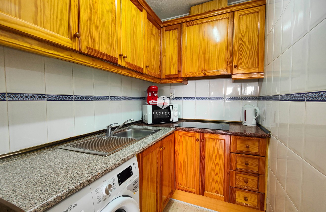 Tweedehands - Appartement / flat -
Torrevieja - Costa Blanca