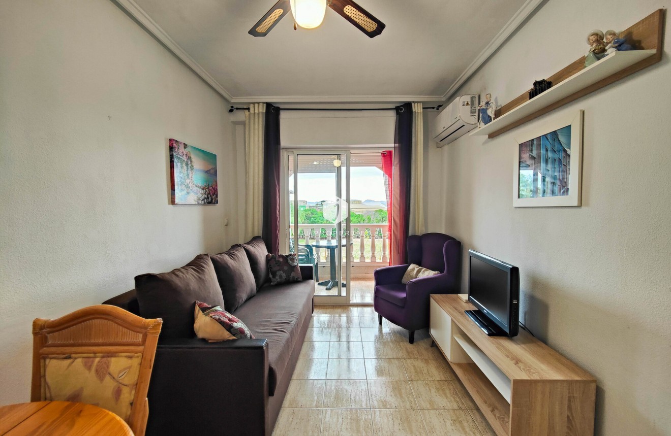 Tweedehands - Appartement / flat -
Torrevieja - Costa Blanca