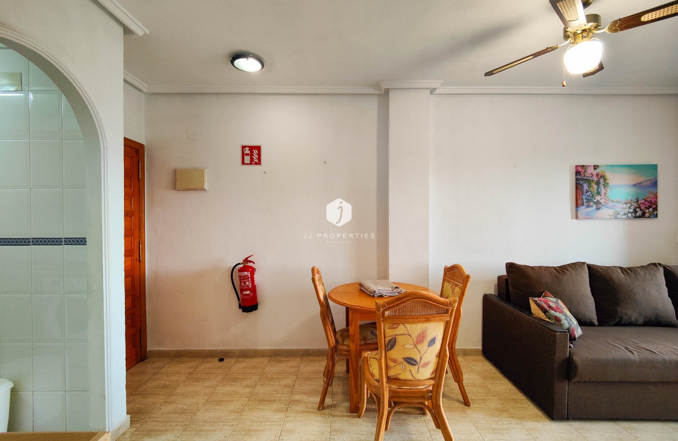 Tweedehands - Appartement / flat -
Torrevieja - Costa Blanca