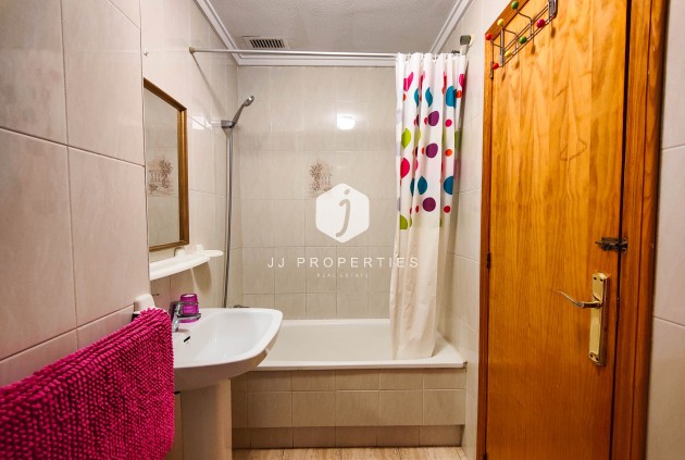 Tweedehands - Appartement / flat -
Torrevieja - Costa Blanca