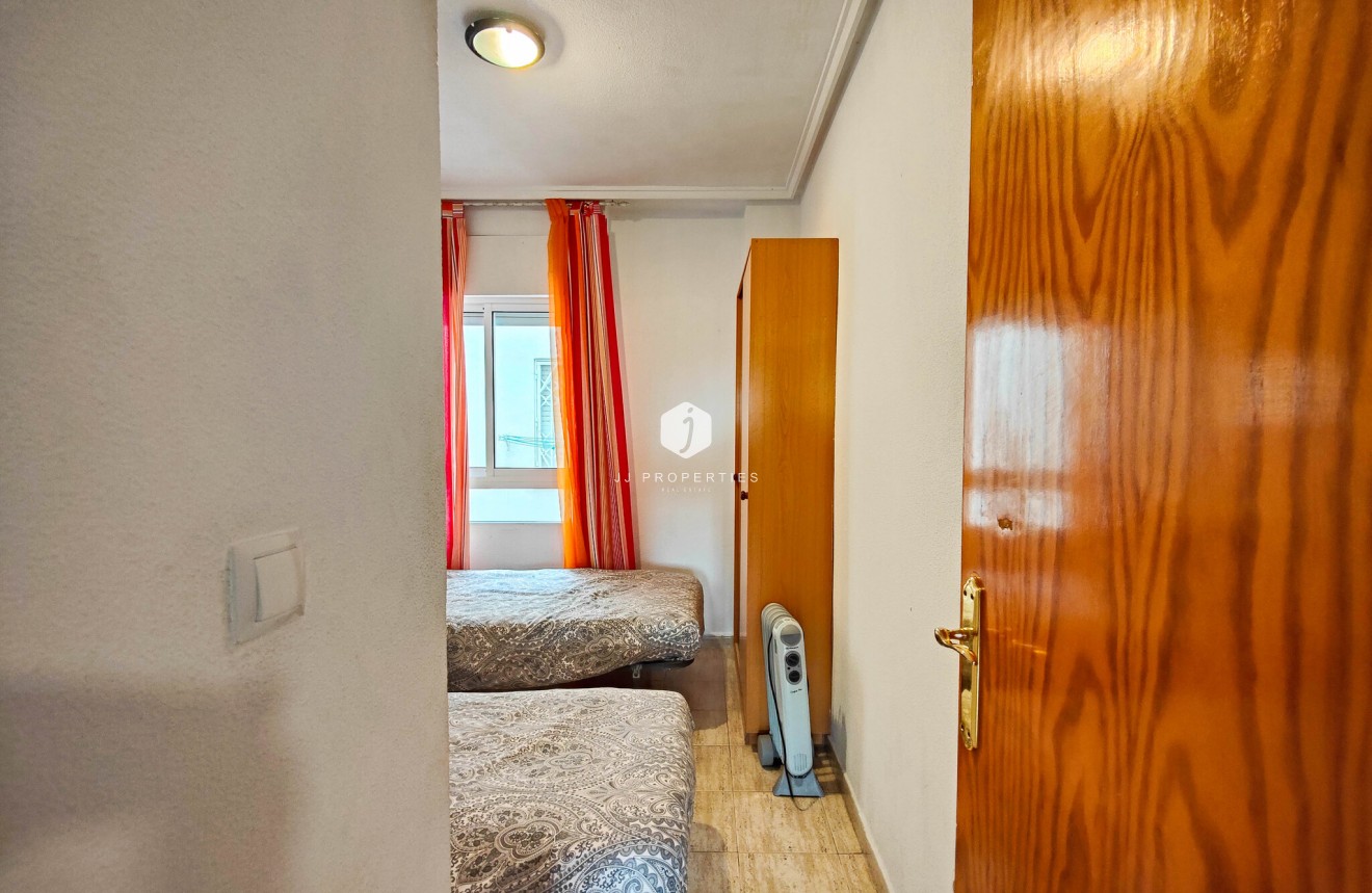 Tweedehands - Appartement / flat -
Torrevieja - Costa Blanca