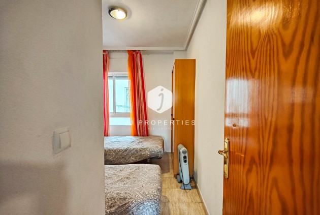 Tweedehands - Appartement / flat -
Torrevieja - Costa Blanca