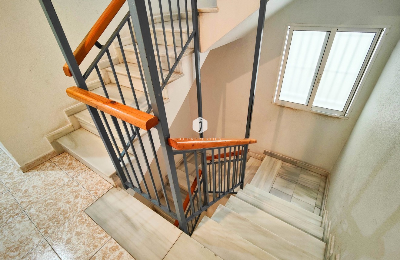 Tweedehands - Appartement / flat -
Torrevieja - Costa Blanca