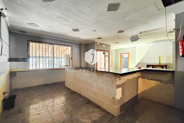 Tweedehands - Appartement / flat -
Torrevieja - Costa Blanca