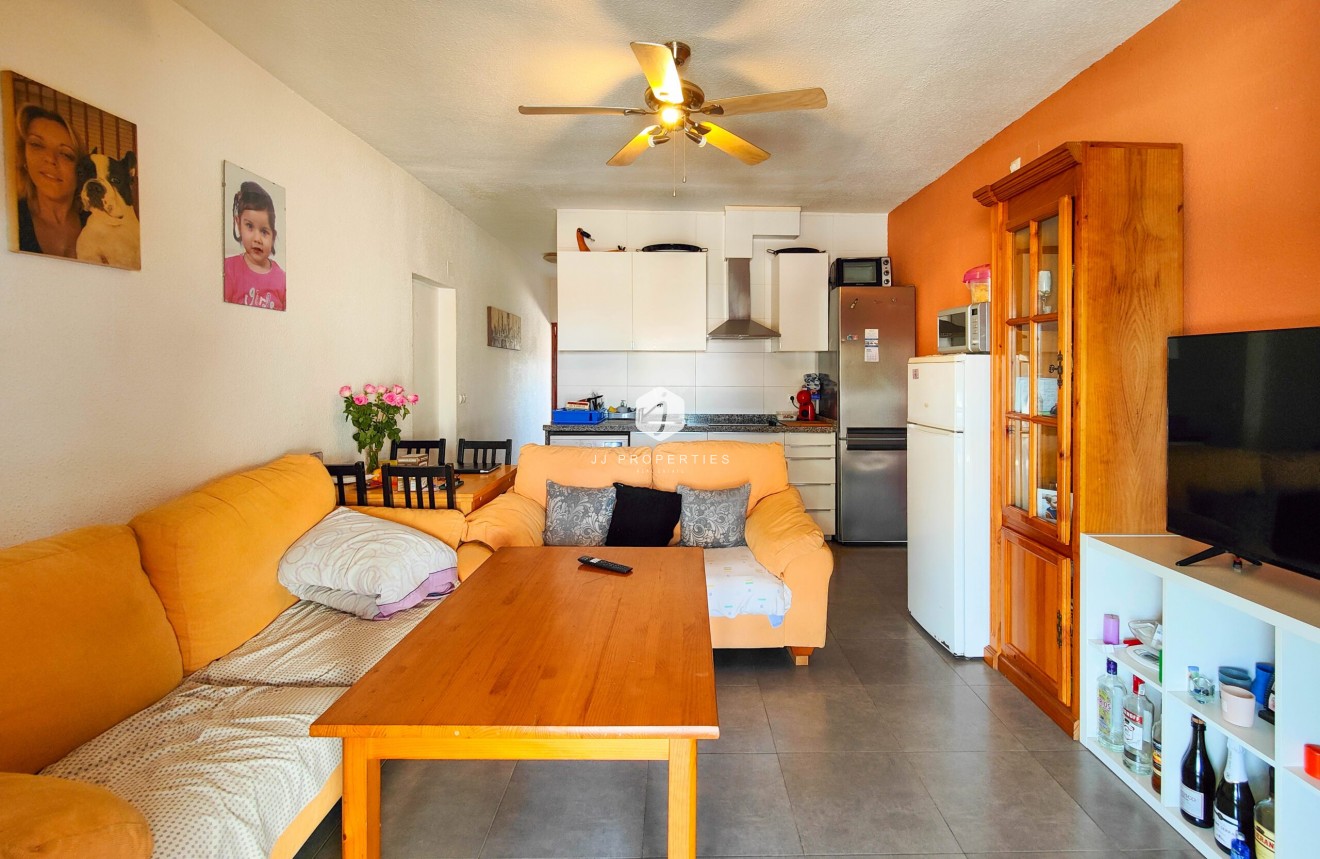 Tweedehands - Appartement / flat -
Torrevieja - Costa Blanca