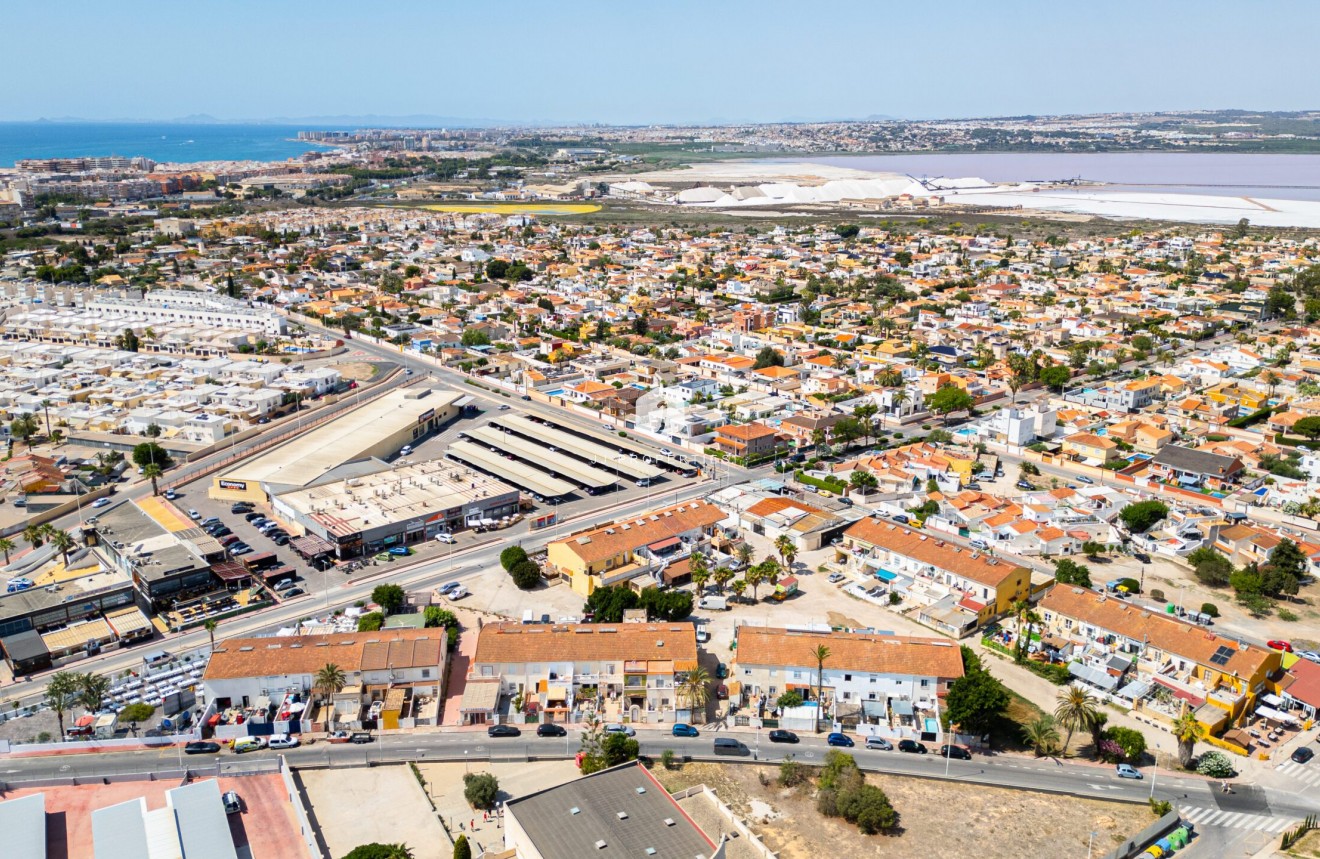 Tweedehands - Appartement / flat -
Torrevieja - Costa Blanca