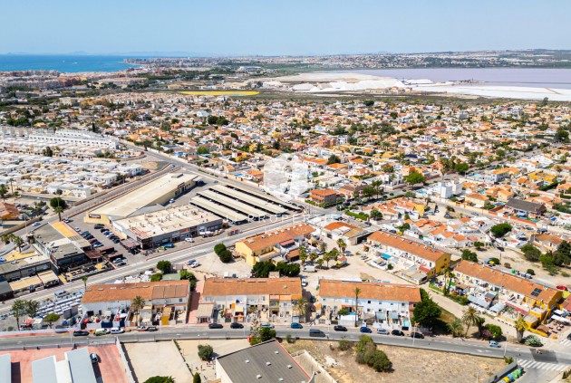 Tweedehands - Appartement / flat -
Torrevieja - Costa Blanca