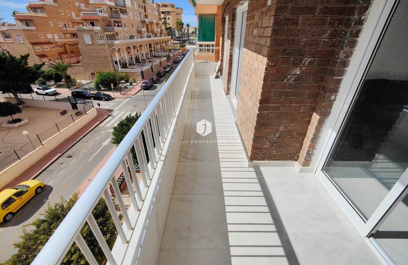 Tweedehands - Appartement / flat -
Orihuela Costa - Costa Blanca