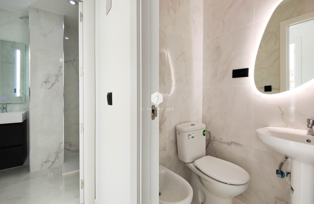 Tweedehands - Appartement / flat -
Orihuela Costa - Costa Blanca