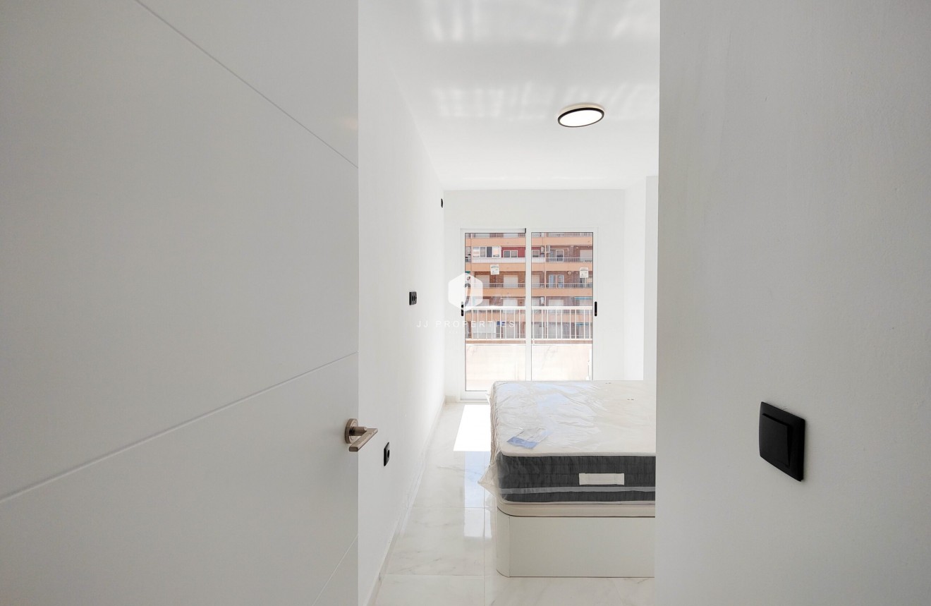 Tweedehands - Appartement / flat -
Orihuela Costa - Costa Blanca