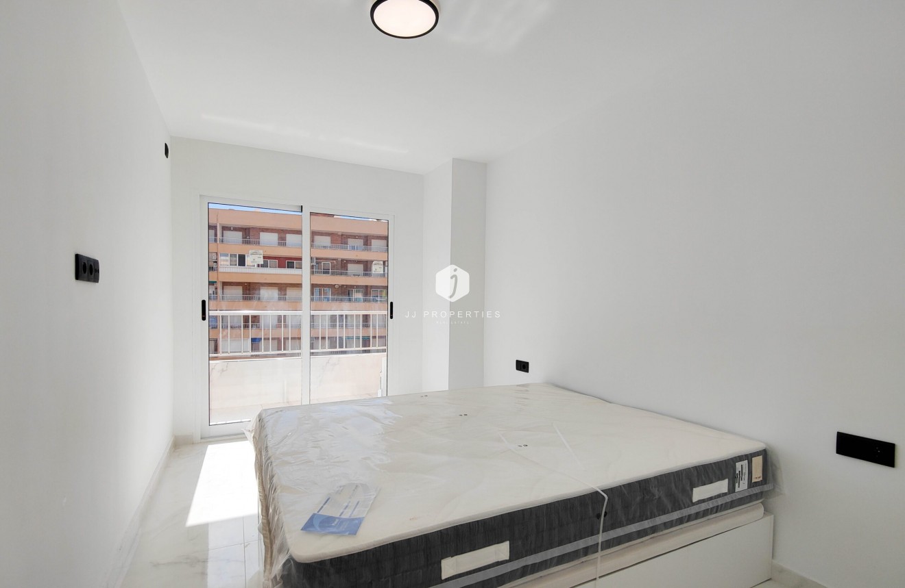Tweedehands - Appartement / flat -
Orihuela Costa - Costa Blanca
