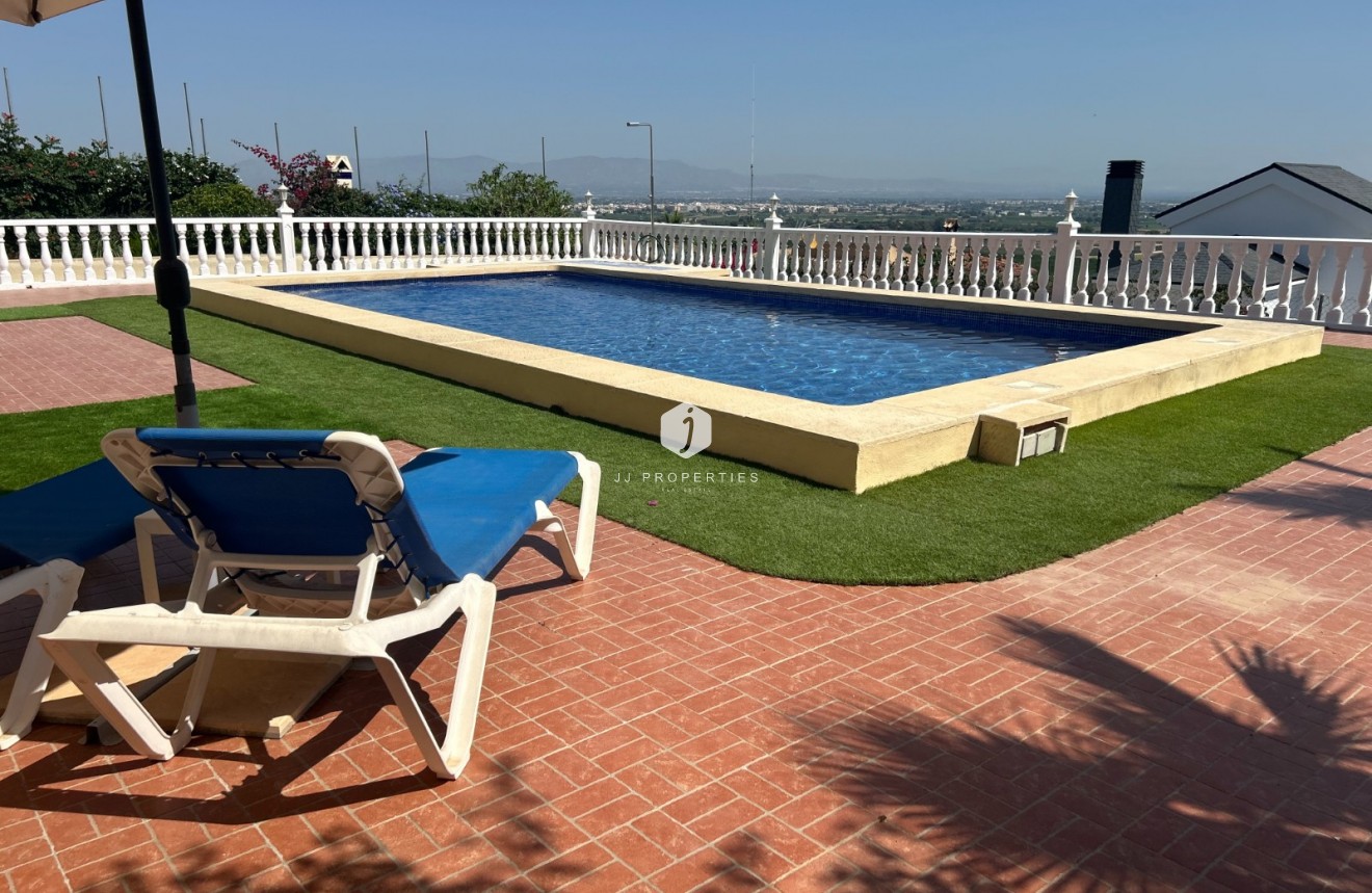 Tweedehands - Villa -
Algorfa - Inland