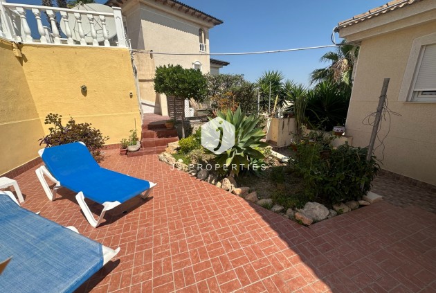 Tweedehands - Villa -
Algorfa - Inland