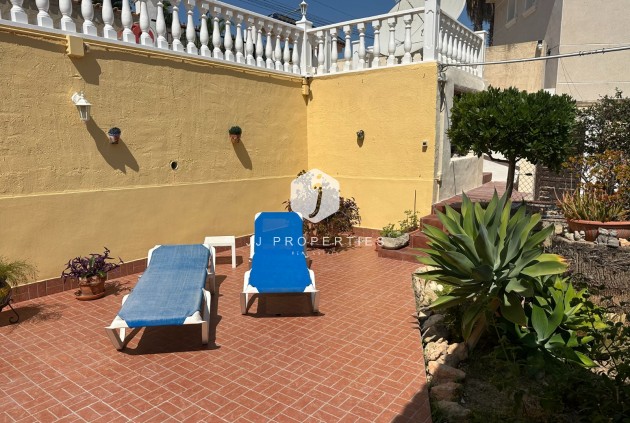 Tweedehands - Villa -
Algorfa - Inland