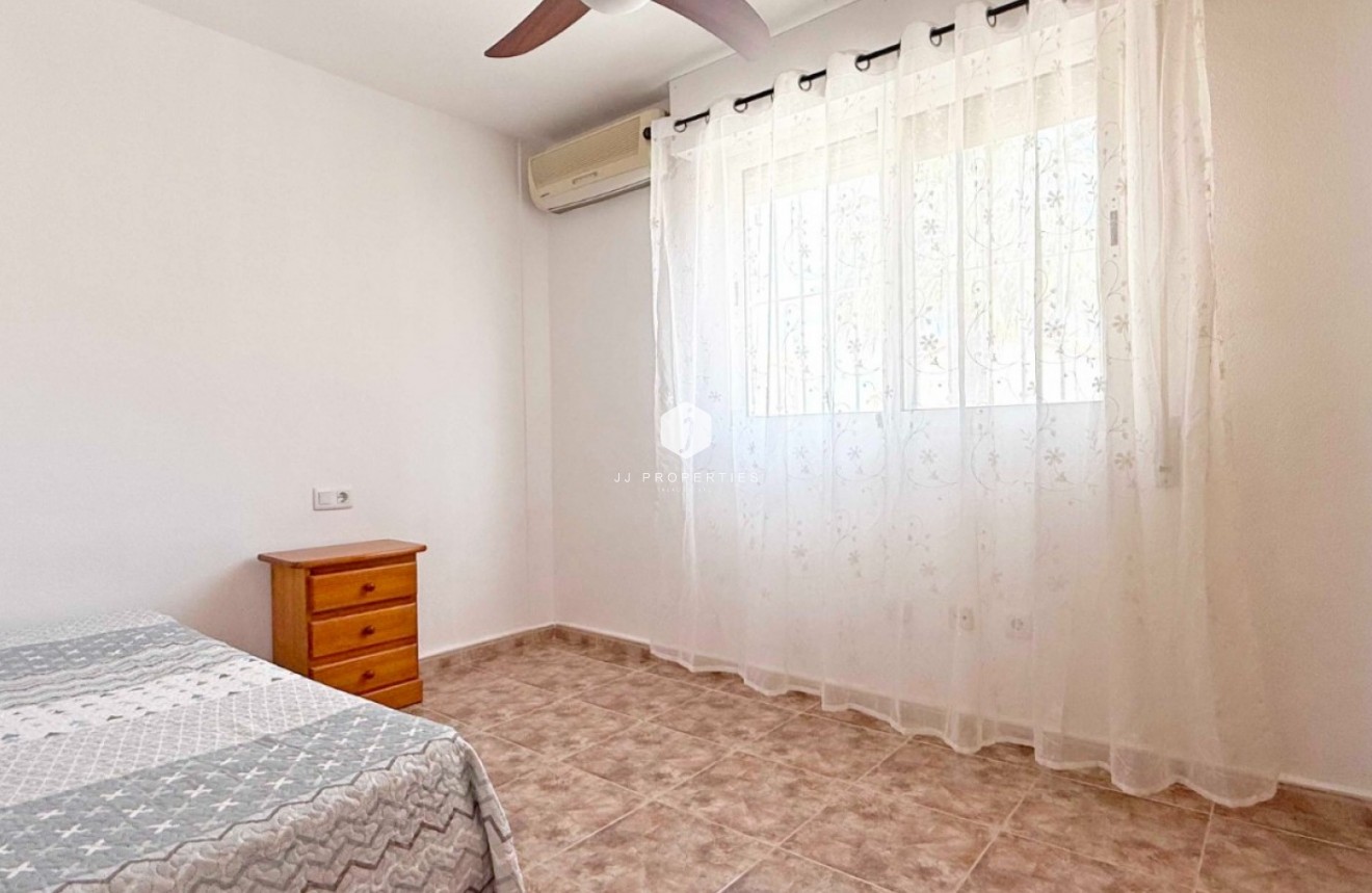 Tweedehands - Chalet -
Orihuela Costa - Costa Blanca