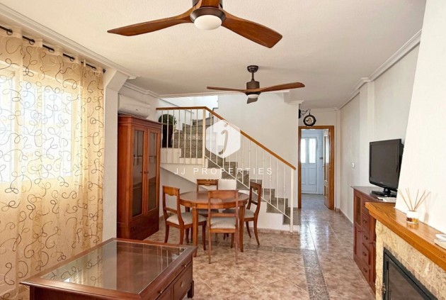 Tweedehands - Chalet -
Orihuela Costa - Costa Blanca