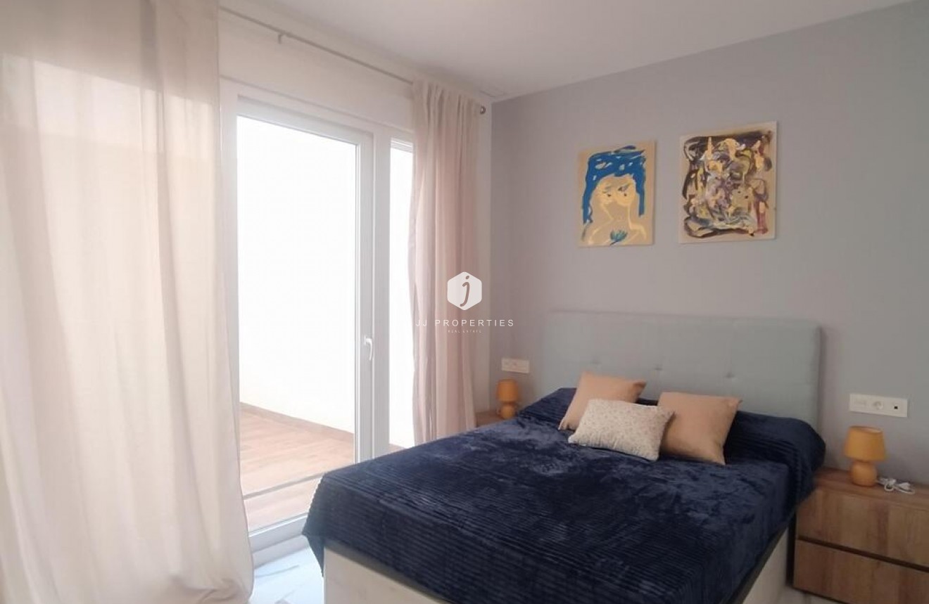 Tweedehands - Appartement / flat -
Torrevieja - Playa del Cura