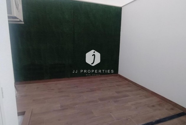 Tweedehands - Appartement / flat -
Torrevieja - Playa del Cura