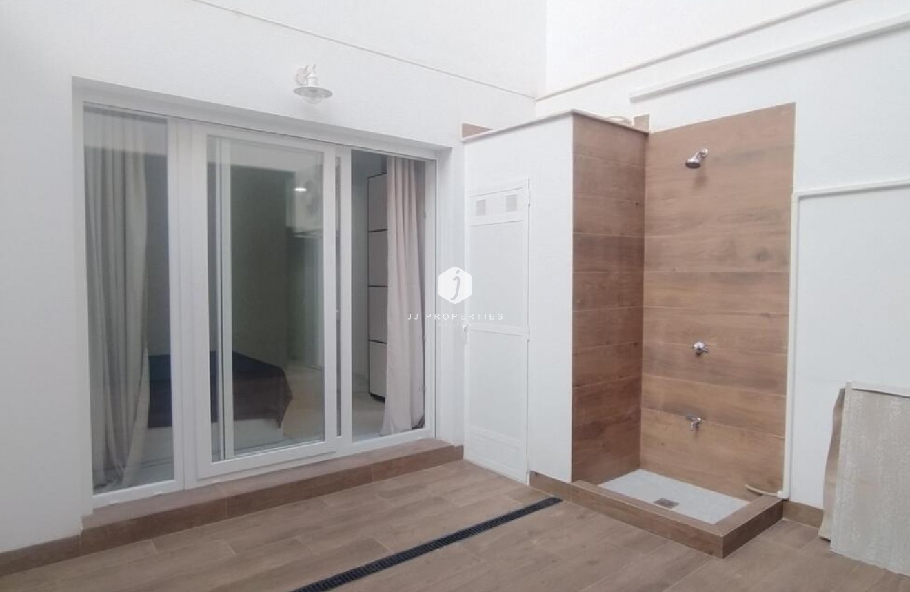 Tweedehands - Appartement / flat -
Torrevieja - Playa del Cura