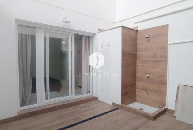 Tweedehands - Appartement / flat -
Torrevieja - Playa del Cura