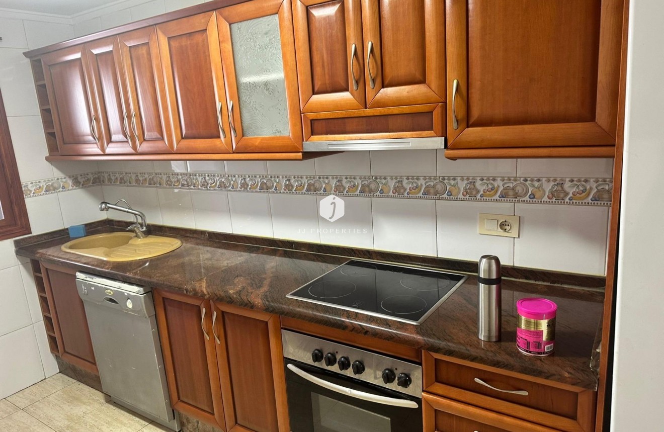 Tweedehands - Appartement / flat -
Torrevieja - El Acequión - Los Náufragos