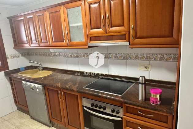 Tweedehands - Appartement / flat -
Torrevieja - El Acequión - Los Náufragos