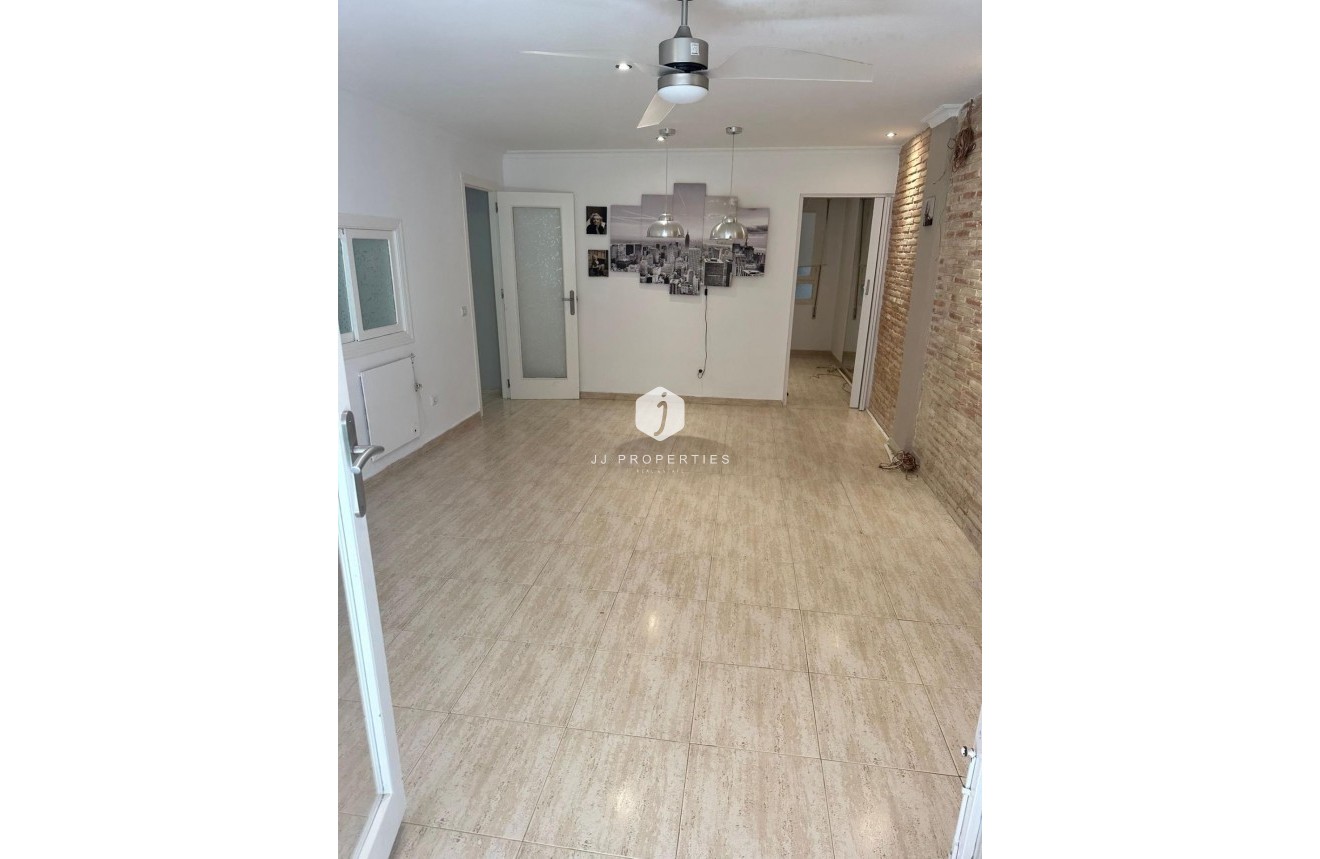 Tweedehands - Appartement / flat -
Torrevieja - El Acequión - Los Náufragos