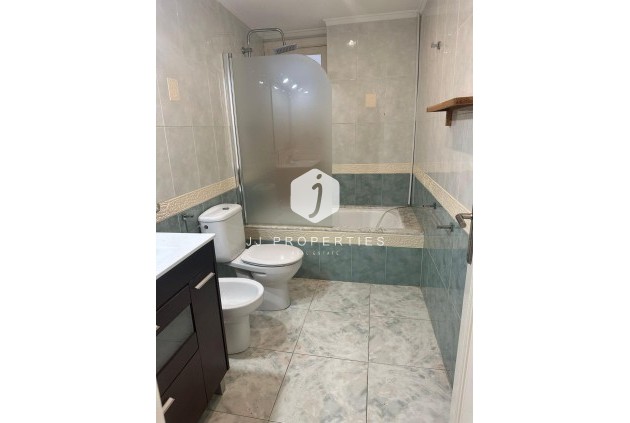 Tweedehands - Appartement / flat -
Torrevieja - El Acequión - Los Náufragos