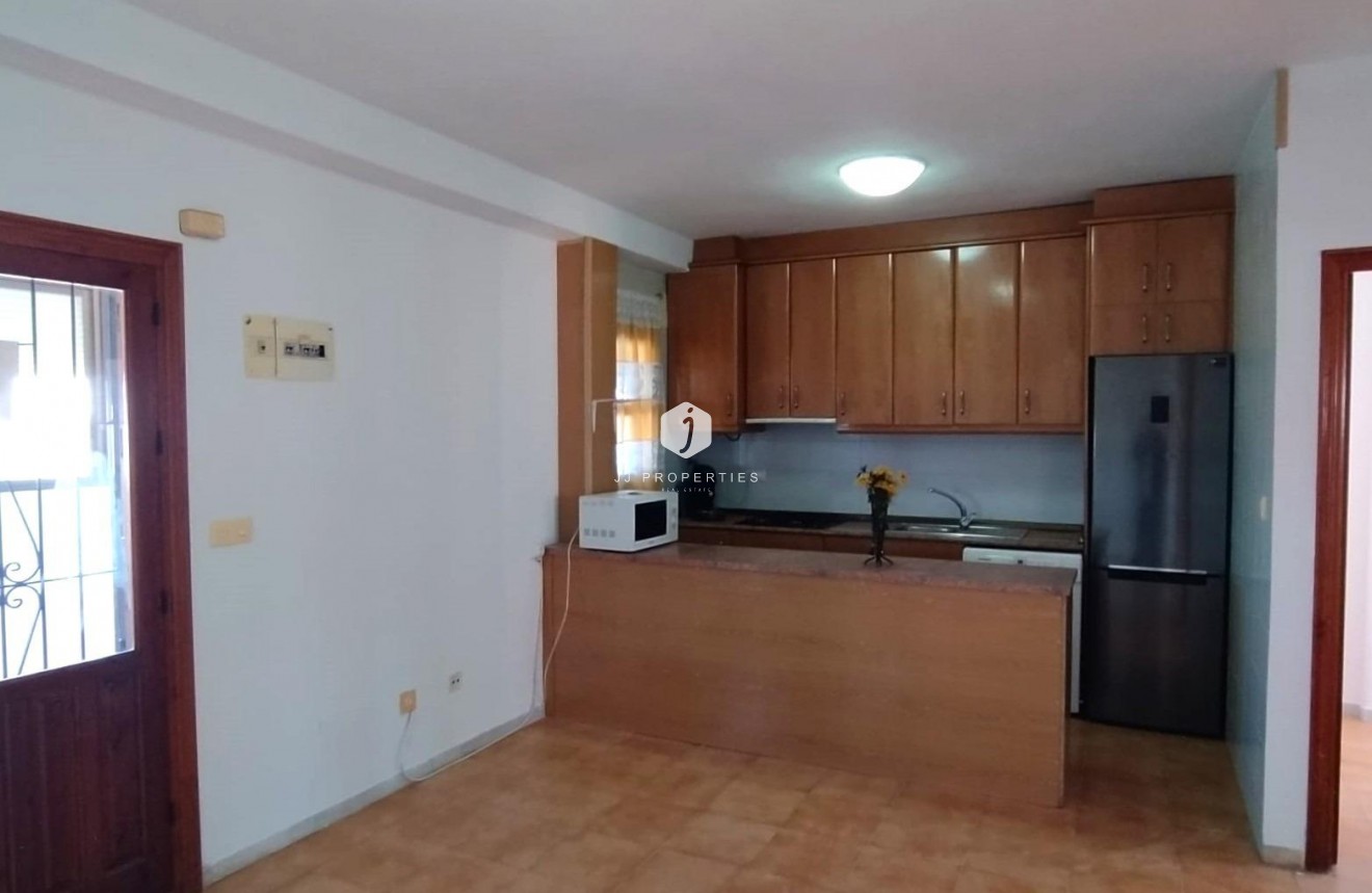 Tweedehands - Appartement / flat -
Torrevieja - La Mata Pueblo