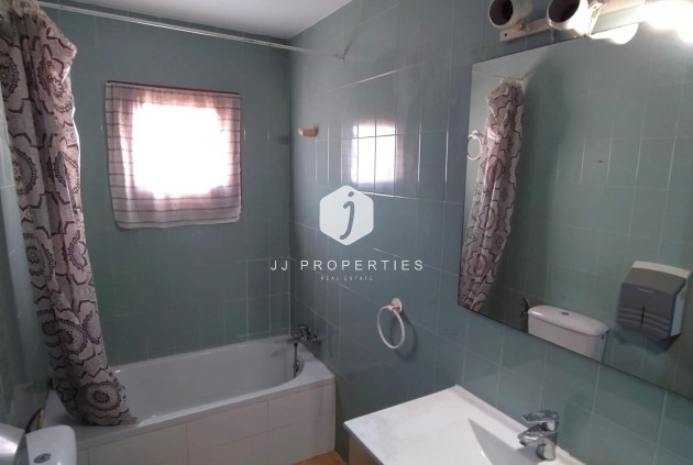Tweedehands - Appartement / flat -
Torrevieja - La Mata Pueblo