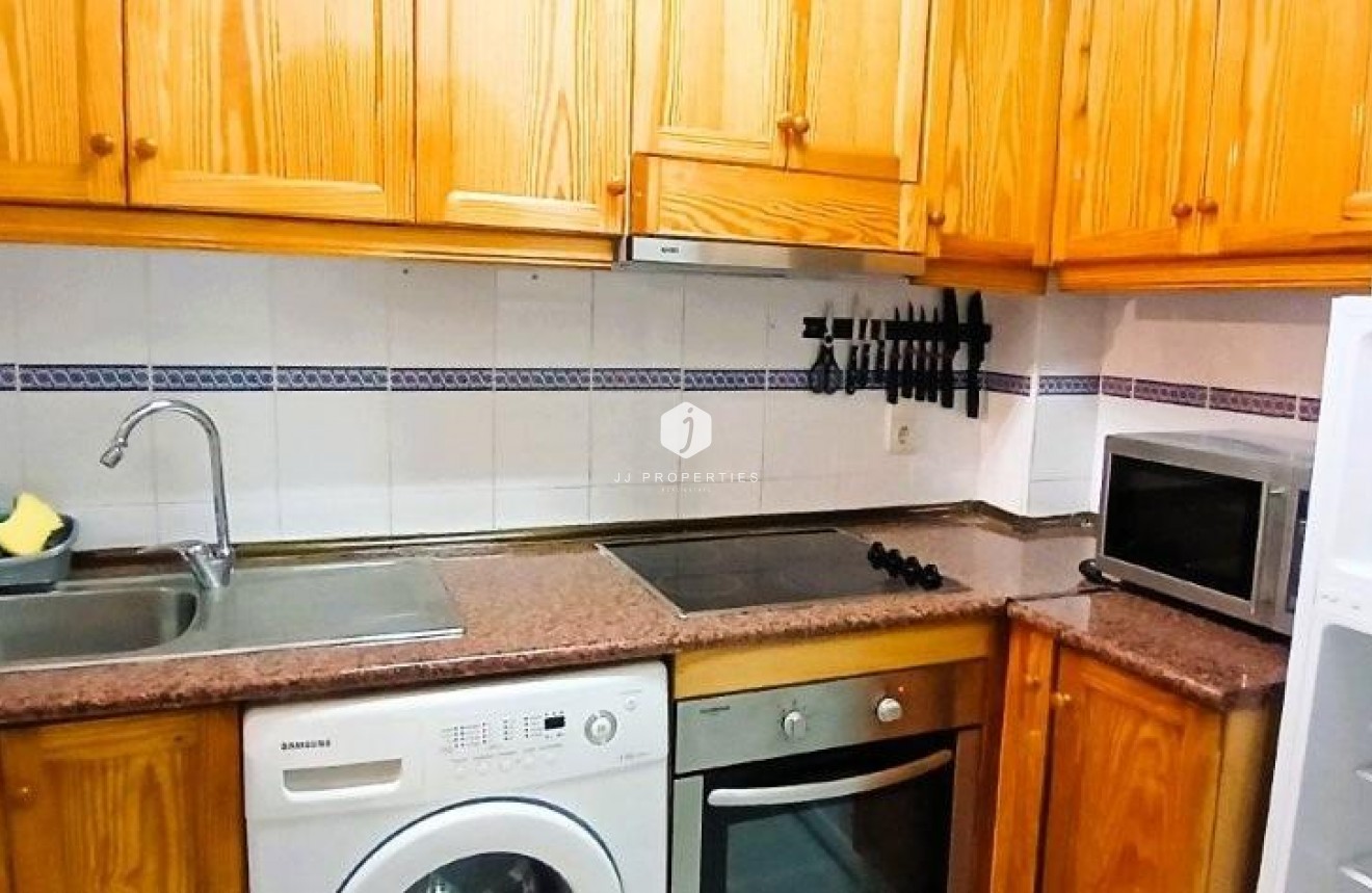 Tweedehands - Appartement / flat -
Torrevieja - Playa del Cura