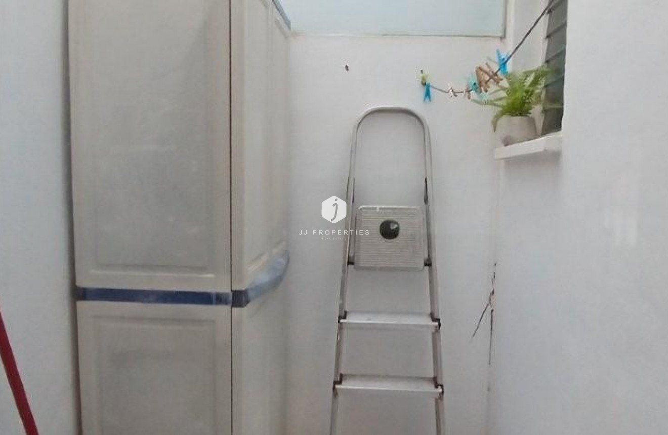 Tweedehands - Appartement / flat -
Torrevieja - Playa del Cura