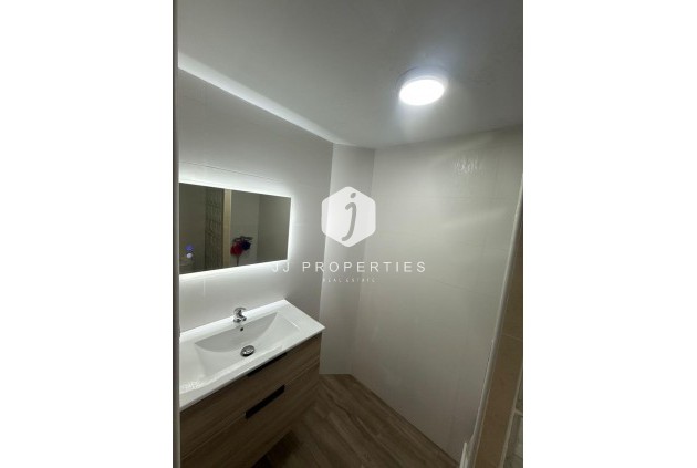 Tweedehands - Chalet -
Torrevieja - La Siesta - El Salado - Torreta