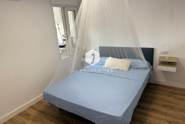 Tweedehands - Chalet -
Torrevieja - La Siesta - El Salado - Torreta