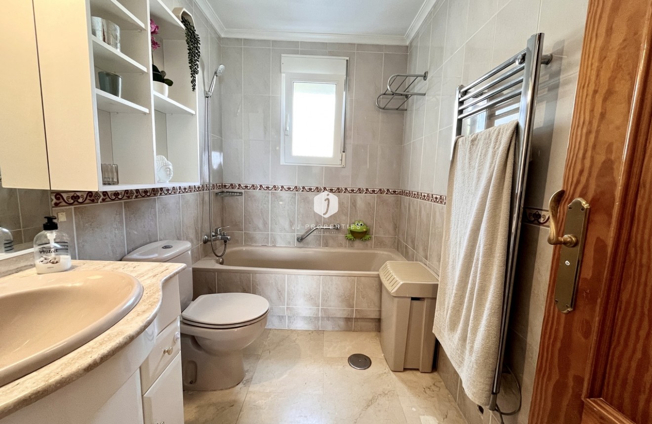 Tweedehands - Villa -
San Miguel de Salinas - Inland