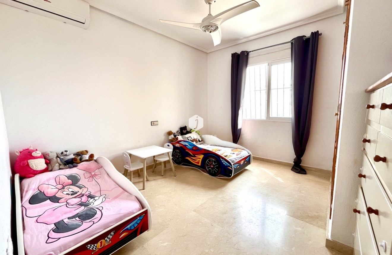 Tweedehands - Villa -
San Miguel de Salinas - Inland