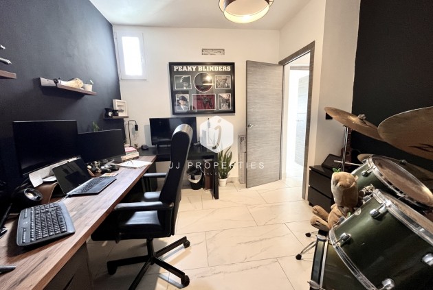 Tweedehands - Villa -
San Miguel de Salinas - Inland