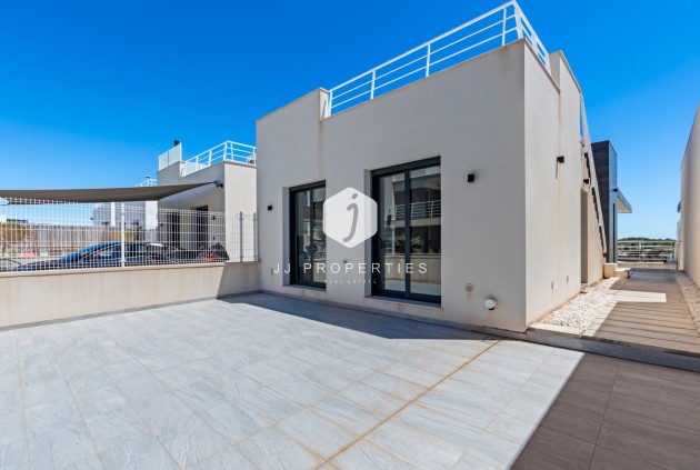 Tweedehands - Villa -
San Miguel de Salinas - Inland