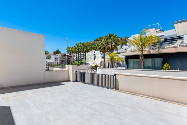 Tweedehands - Villa -
San Miguel de Salinas - Inland