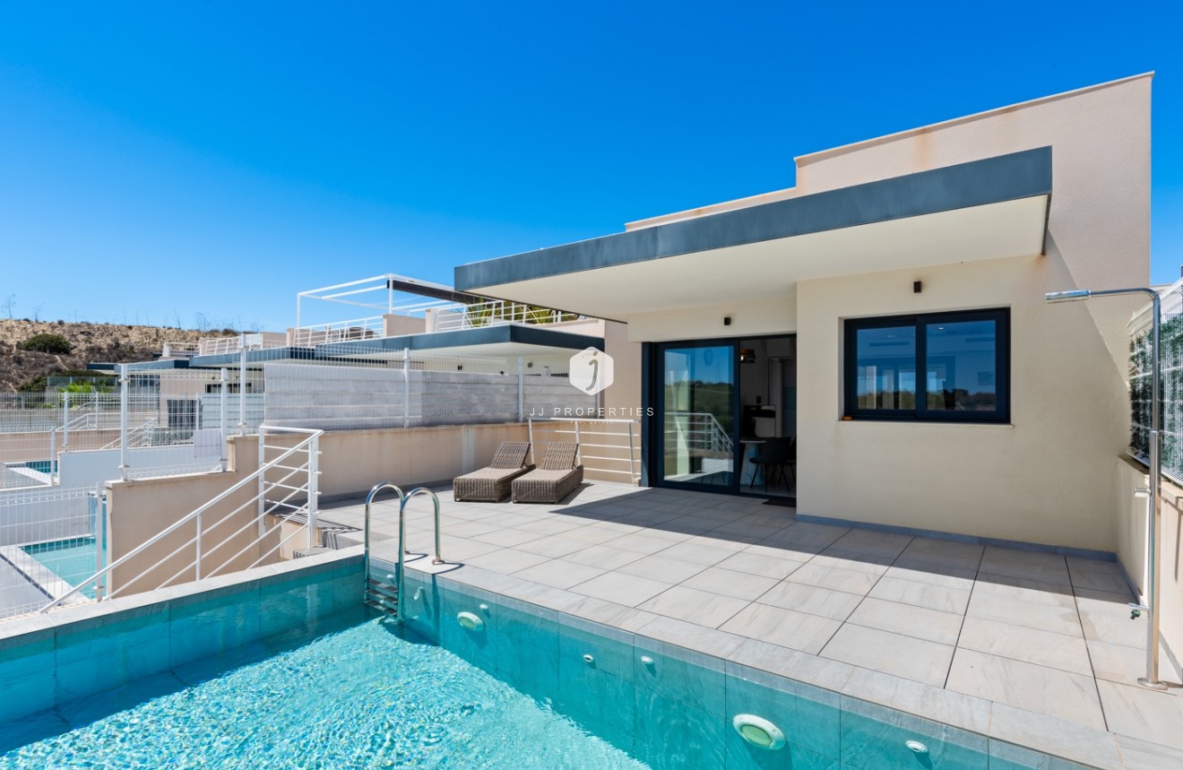 Tweedehands - Villa -
San Miguel de Salinas - Inland