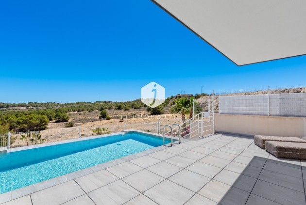 Tweedehands - Villa -
San Miguel de Salinas - Inland