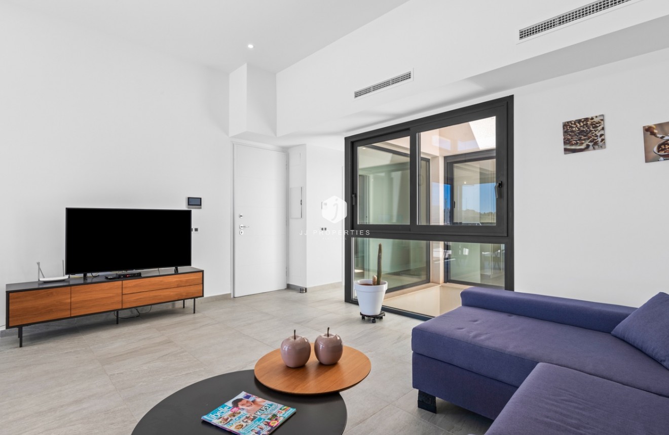 Tweedehands - Villa -
San Miguel de Salinas - Inland