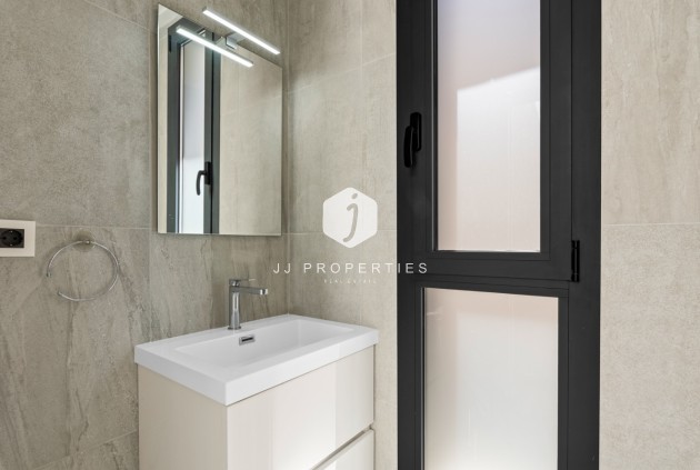 Tweedehands - Villa -
San Miguel de Salinas - Inland