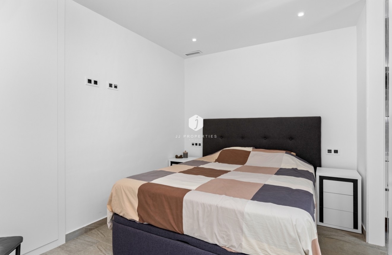 Tweedehands - Villa -
San Miguel de Salinas - Inland