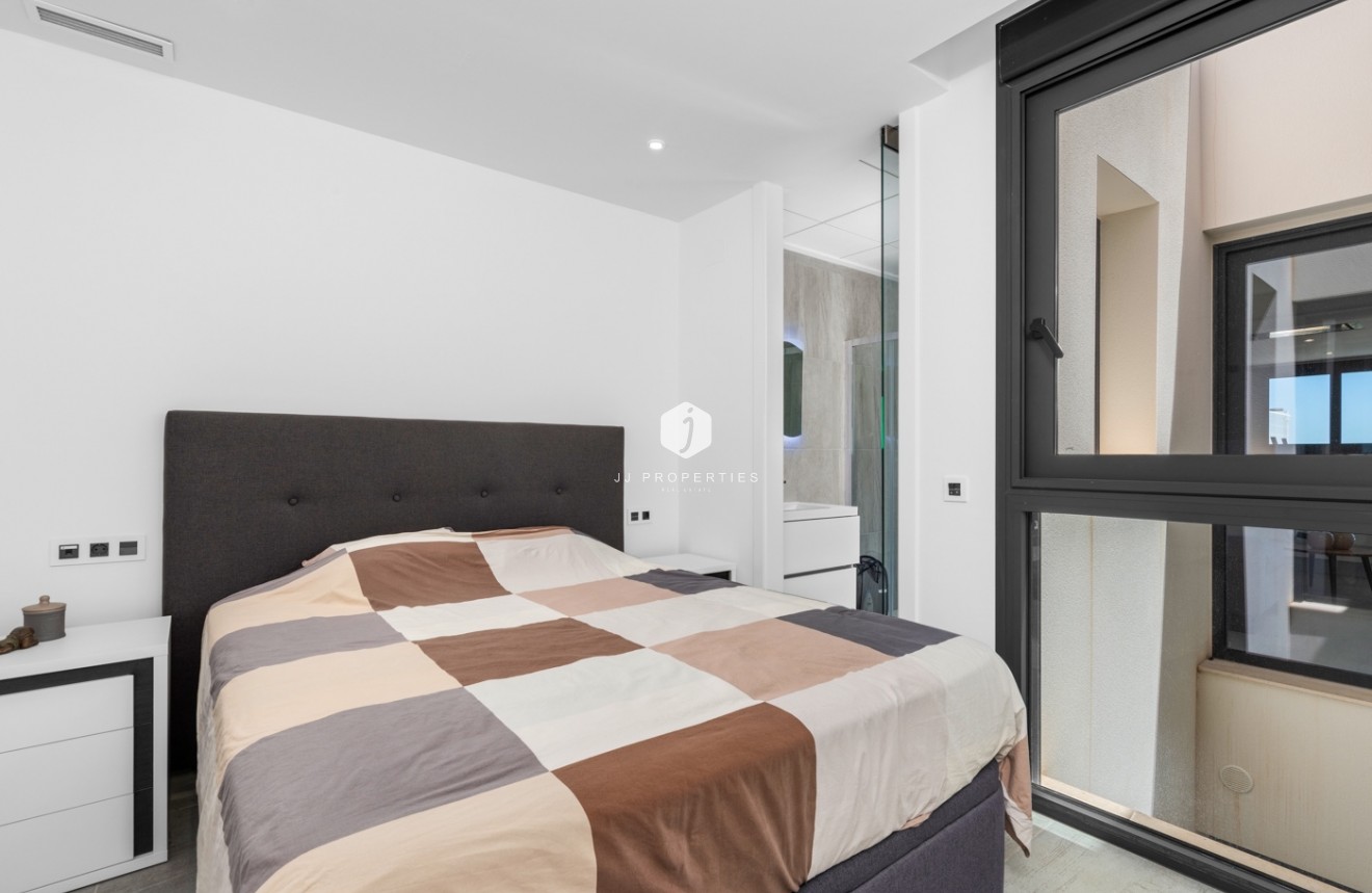 Tweedehands - Villa -
San Miguel de Salinas - Inland