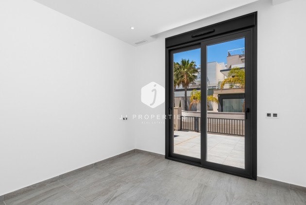 Tweedehands - Villa -
San Miguel de Salinas - Inland