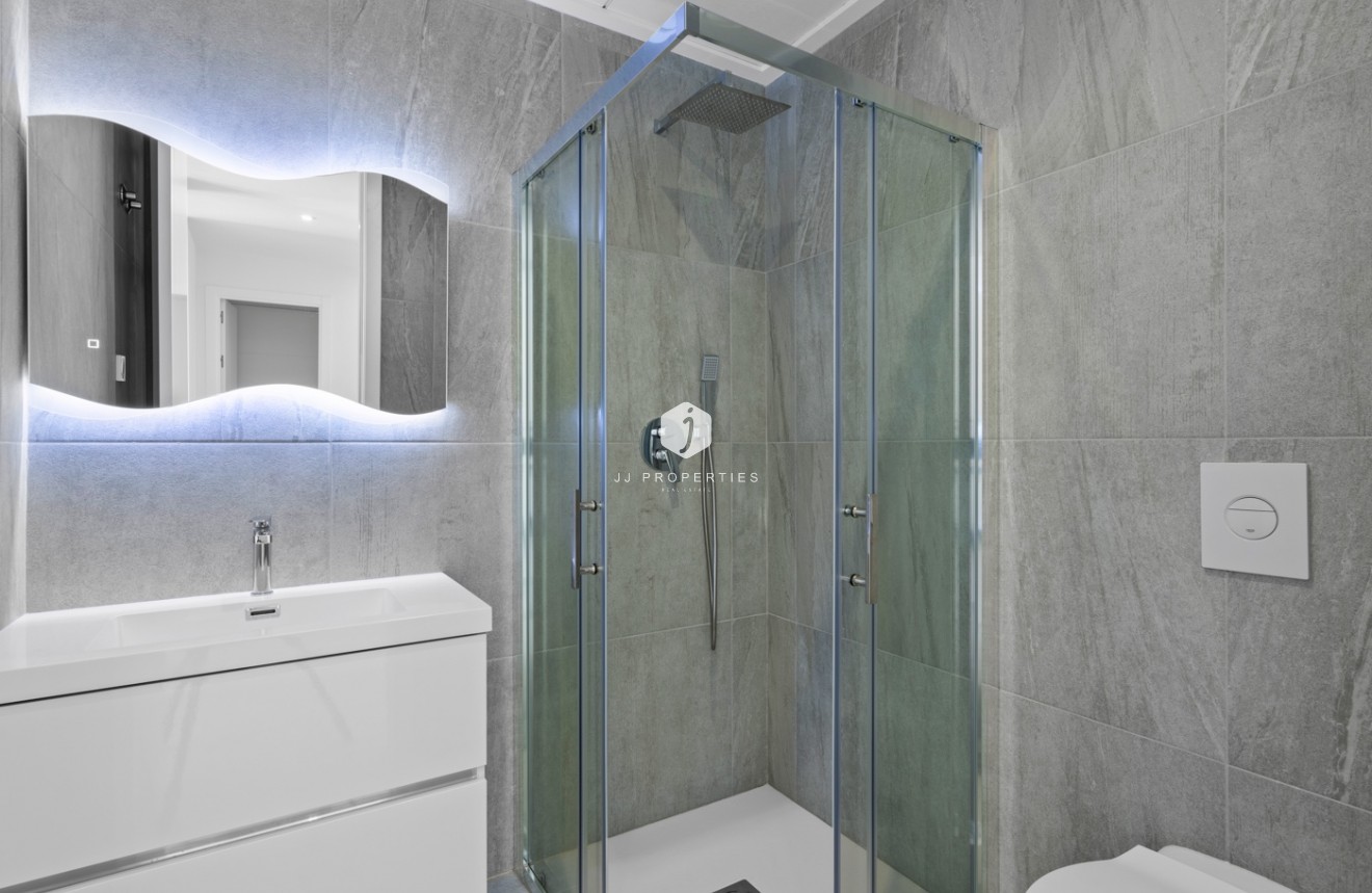 Tweedehands - Villa -
San Miguel de Salinas - Inland